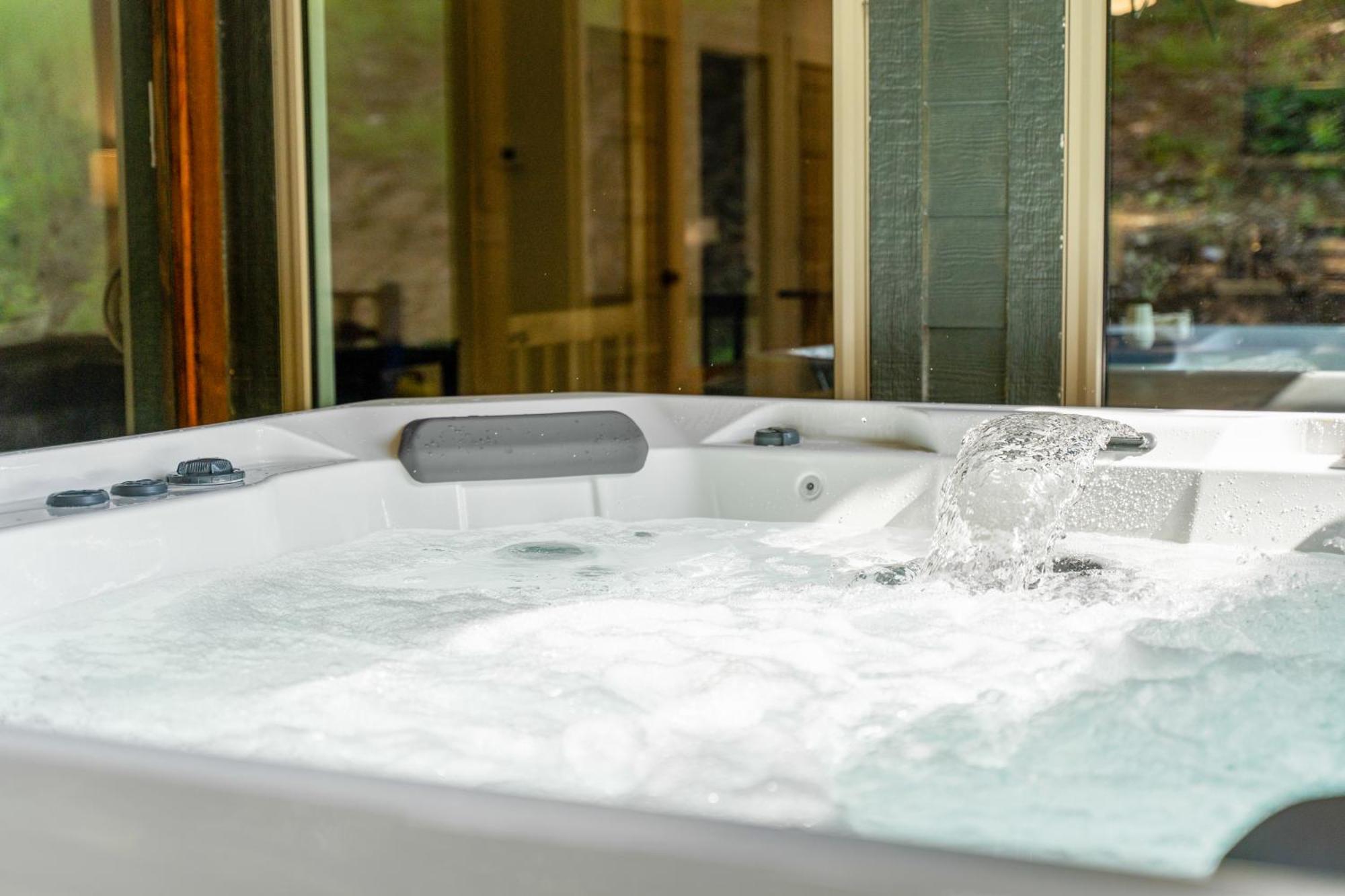 New Ozark Oasis Luxe Cabin Retreat With Hot Tub Hollister Kültér fotó